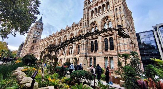 LONDON, TUSSAUDS AND CO - A26-1 