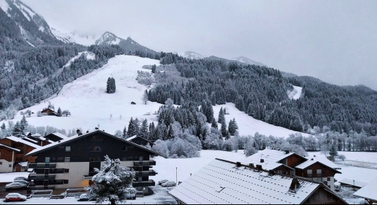 LA CHAPELLE DABONDANCE - SKI ALPIN H27-1 
