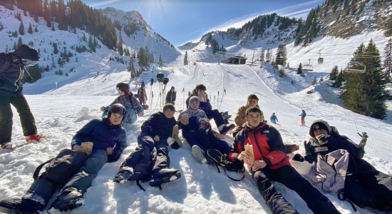 LA CHAPELLE DABONDANCE - SKI ALPIN H27-1 