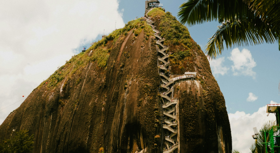 COLOMBIE, COULEURS LATINES - E26-1 